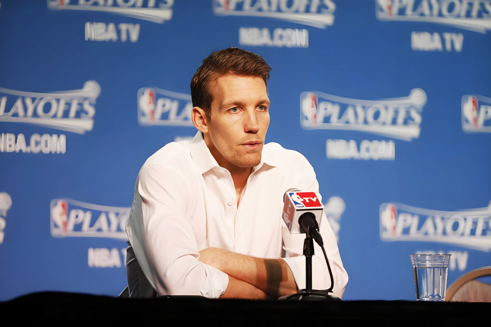 FRA, 顾虑下完全, 丰富的季后