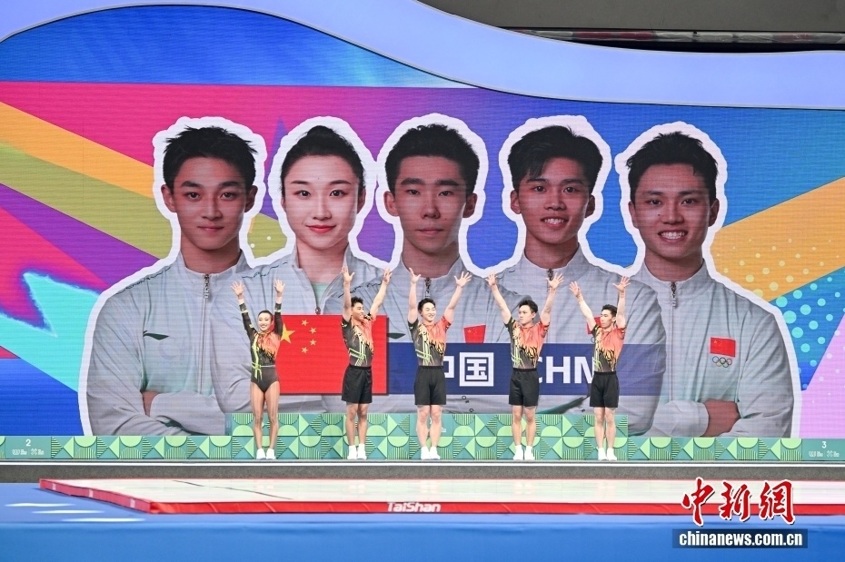 OMjPz, 手机合影留, uyQS